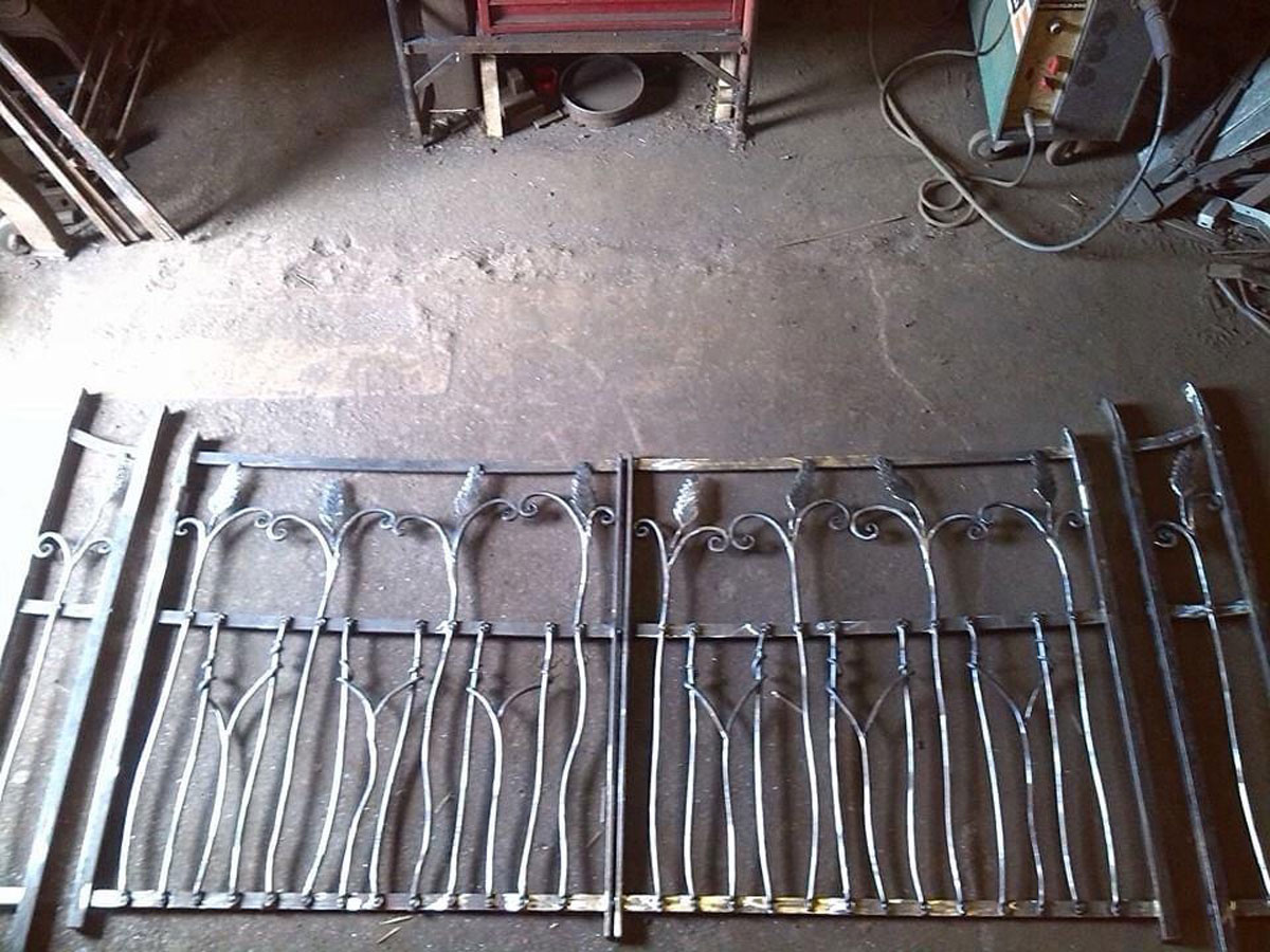 Newly finished gate