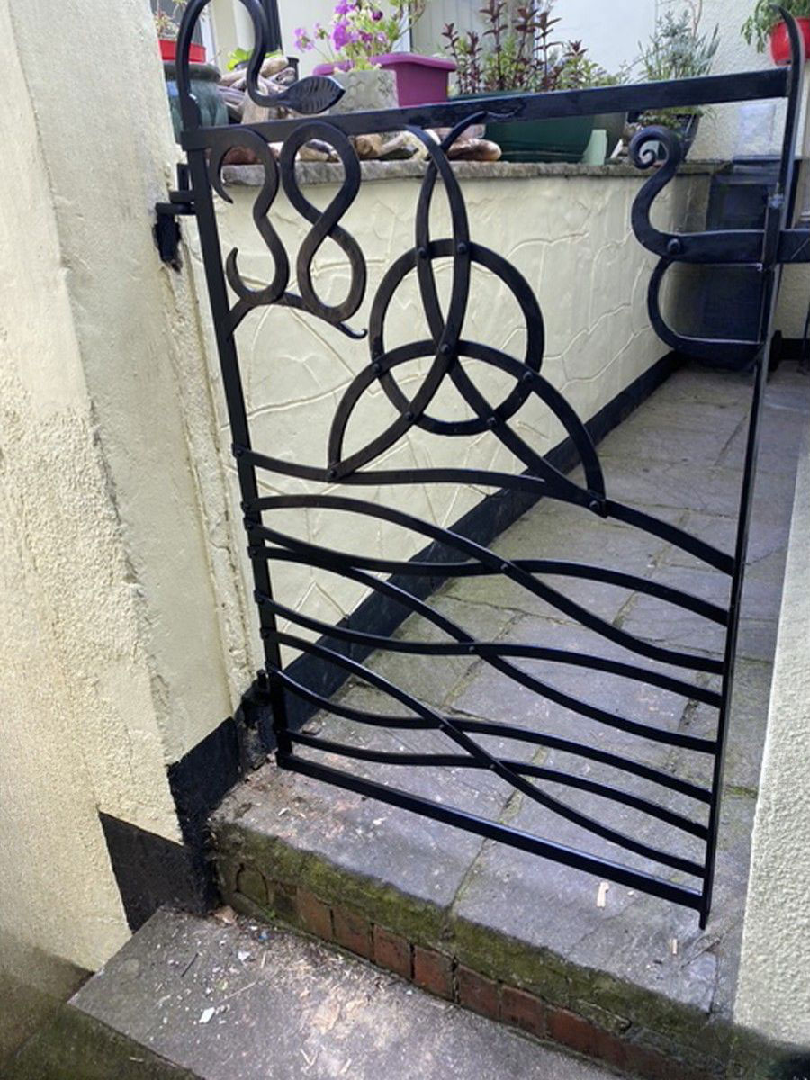 Bespoke garden gate by Ben Horrobin, artist blacksmith Bespoke garden gate by Ben Horrobin, artist blacksmith